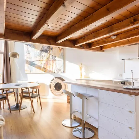 Rue Du Centre - Lumineux Duplex Centre * Montreux