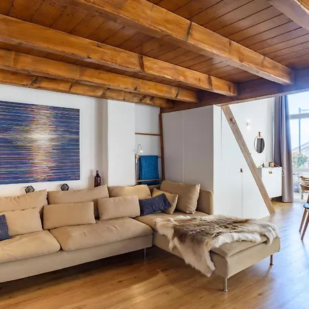 Rue Du Centre - Lumineux Duplex Centre Apartment Montreux